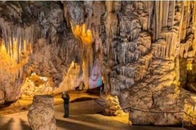 Merece la pena entrar a las cuevas de Nerja