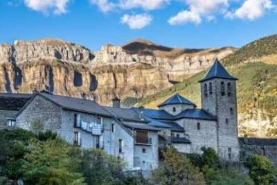 Merece la pena visitar Torla